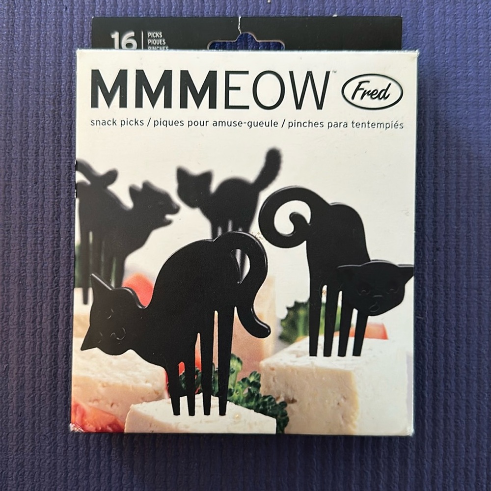 Fred Black Cat charcuterie snack toothpicks